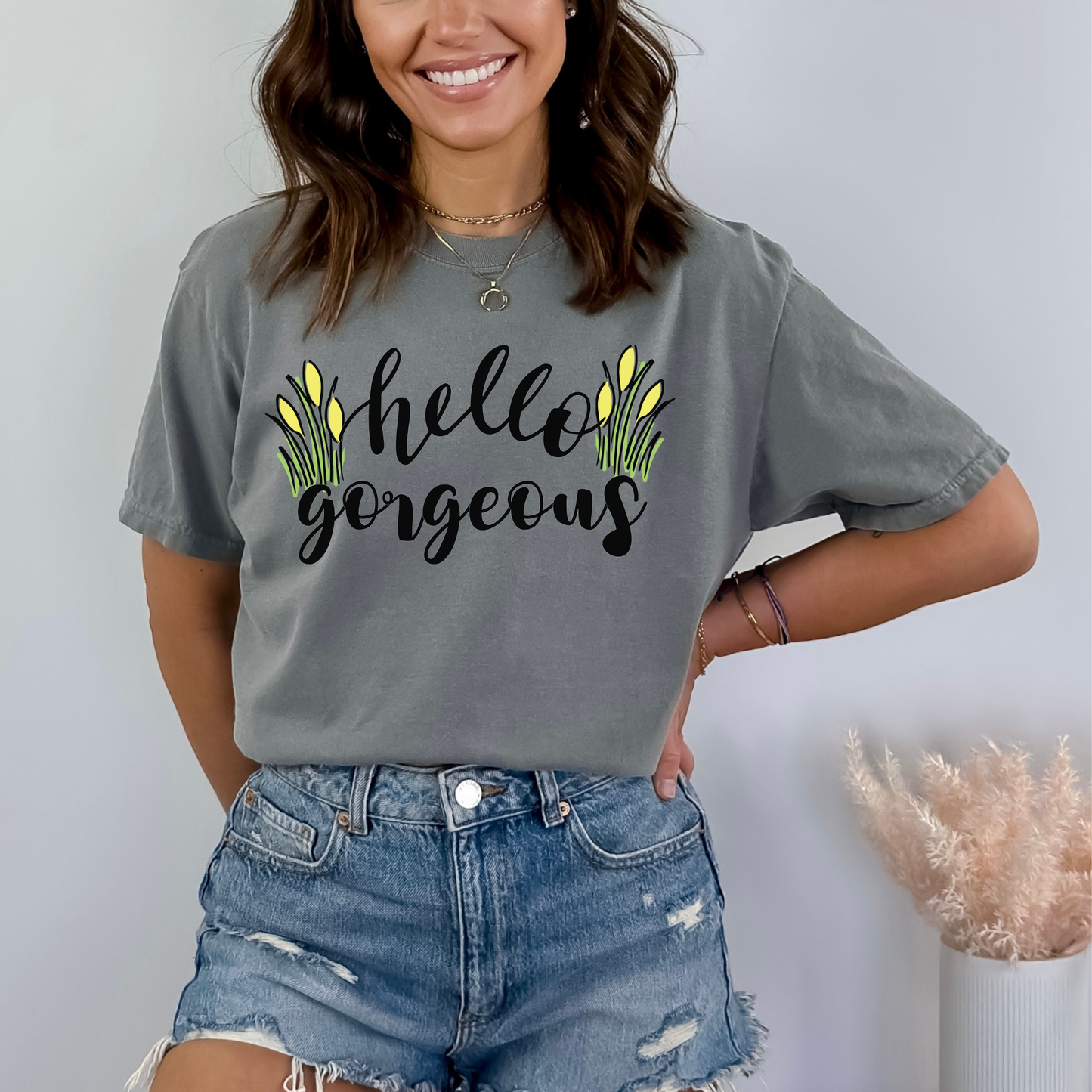 Hello Gorgeous Tulip Flower T-Shirt