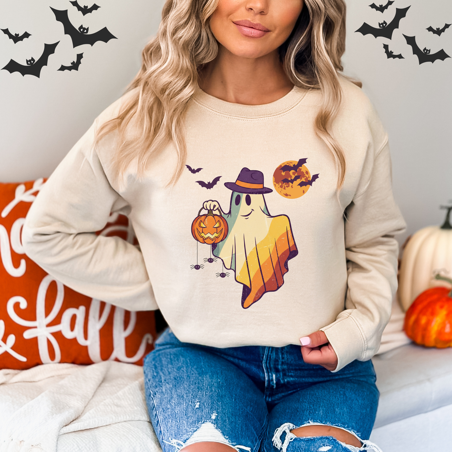 Moonlight Ghost Vintage Halloween T-Shirt